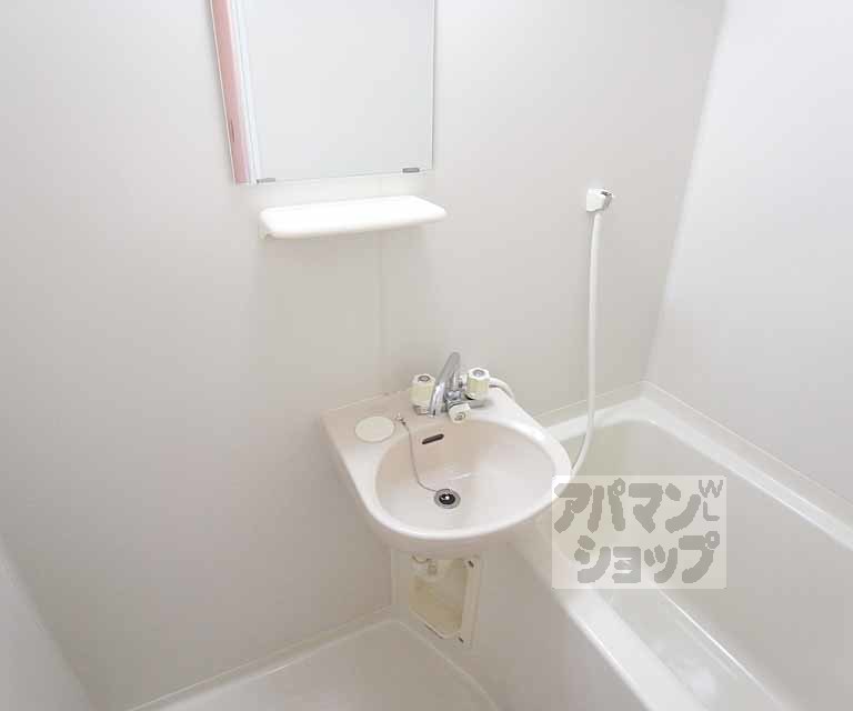 その他設備　洗面台です。