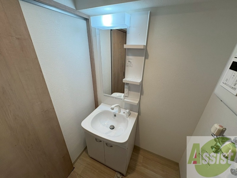 洗面設備　シャンプードレッサーで身支度もラクラクです！