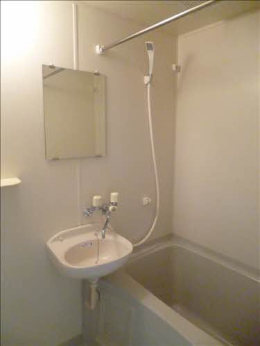 バス・シャワールーム　浴室