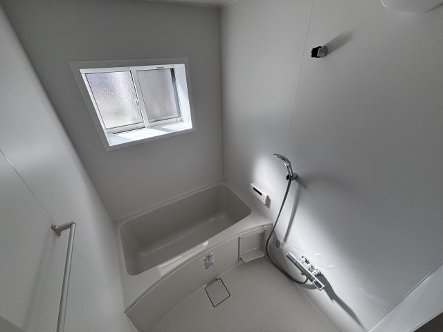 バス・シャワールーム　音声機能付きバスルームです。