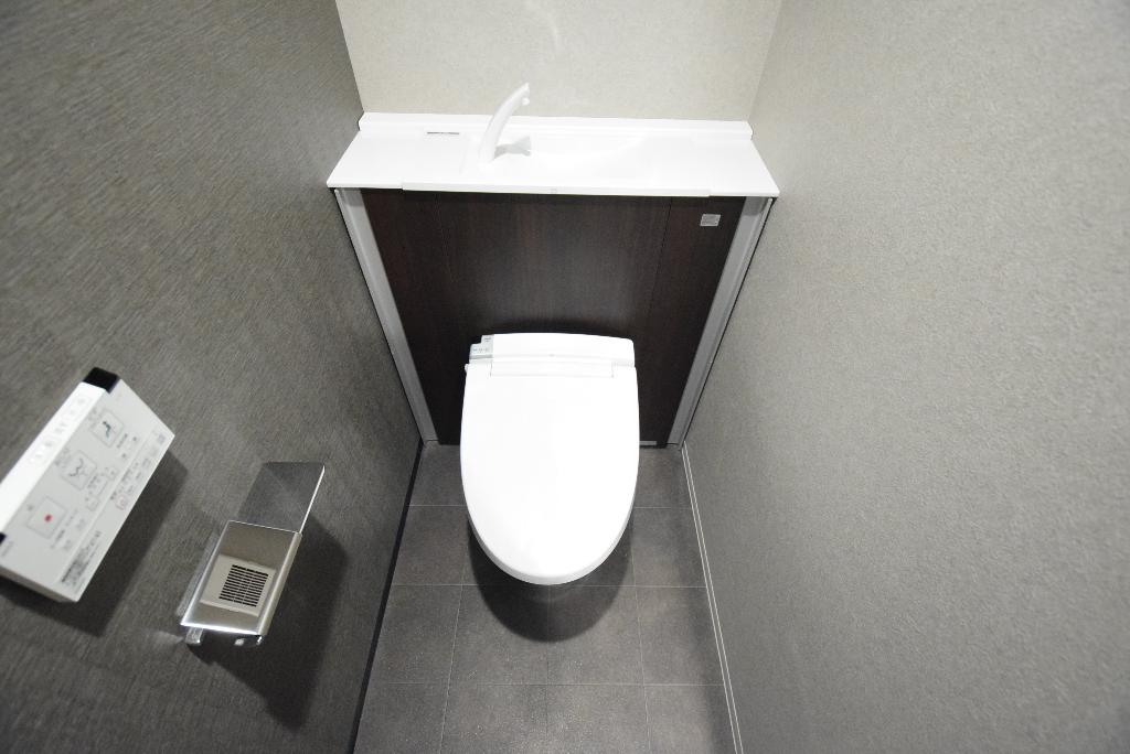 トイレ　シャワー付トイレ