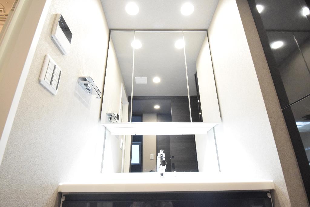 洗面設備　洗髪洗面化粧台