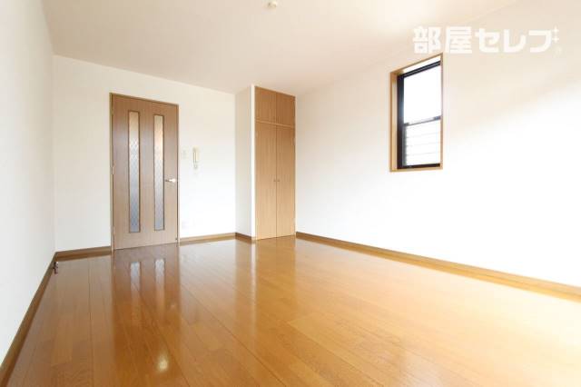 居室・リビング　＊１０１号室参照