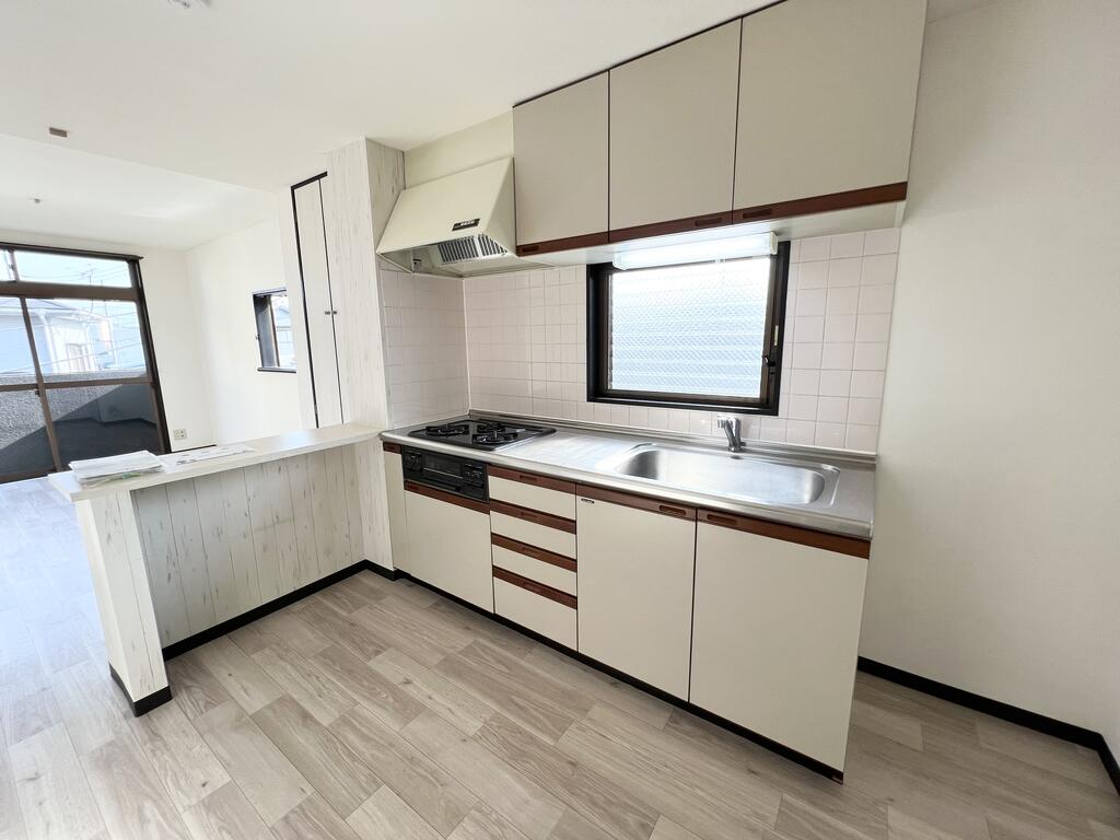 キッチン　※写真は反転タイプ