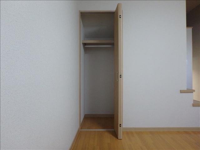 収納　クローゼット