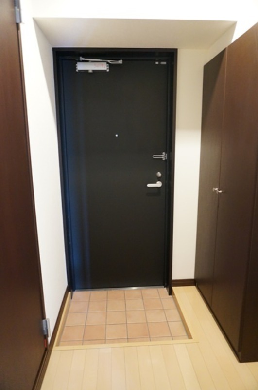 玄関　図面と現状に相違がある場合には現状を優先