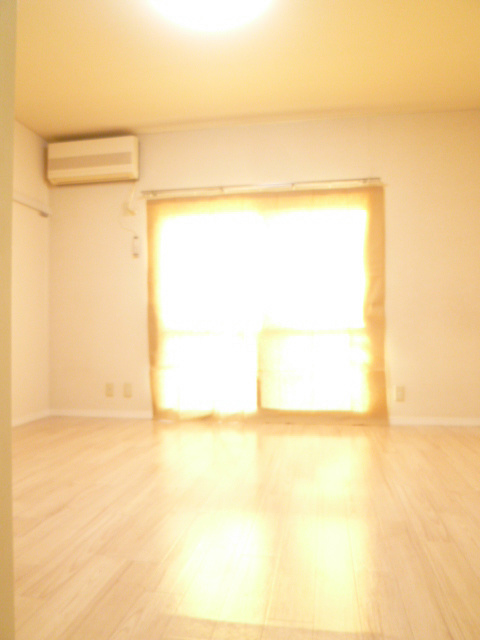 居室・リビング　写真は105です