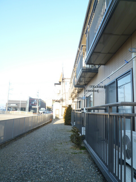 バルコニー　写真は105です
