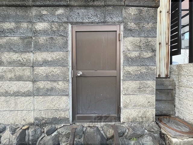 その他　裏勝手口