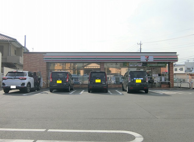 コンビニ　セブン－イレブン函南中央店（コンビニ）まで408m