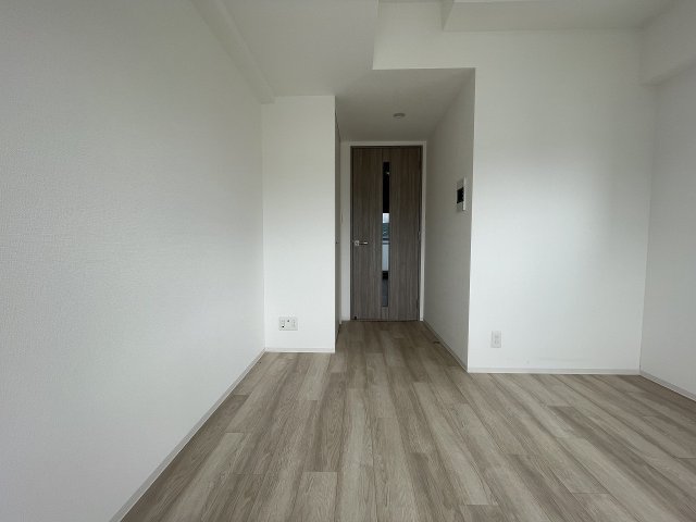 その他部屋・スペース　広くて明るい寝室