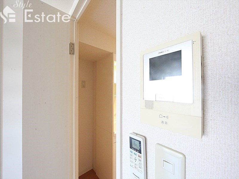 セキュリティ　モニター付きインターホン