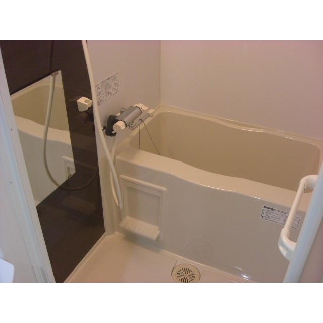 バス・シャワールーム　同シリーズ物件の参考写真となります。