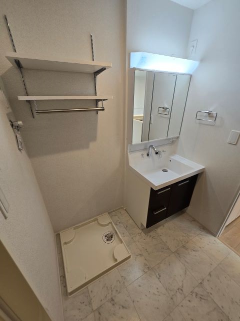 洗面設備　建築中のため同タイプ物件写真を掲載しております