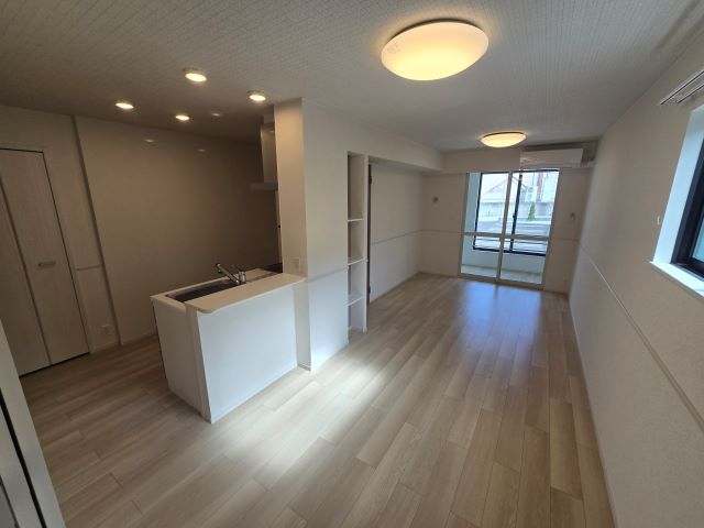 居室・リビング　建築中のため同タイプ物件写真を掲載しております