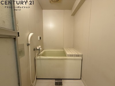 バス・シャワールーム　シンプルで清潔な浴室です！