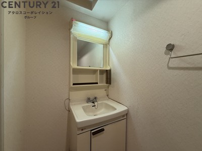 洗面設備　独立洗面化粧台です！