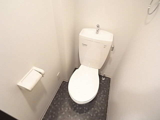 トイレ　清潔感のあるトイレです。