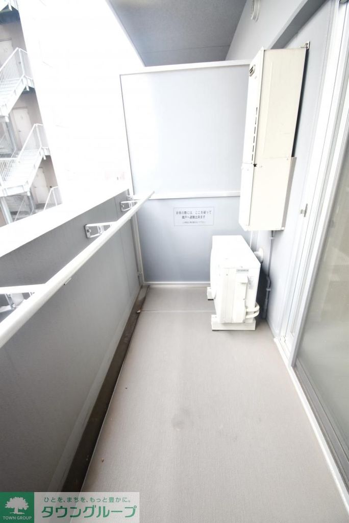 バルコニー　バルコニー