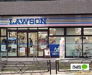 コンビニ　ローソン文京サッカー通り店（コンビニ）まで89m