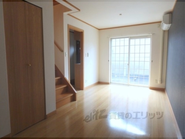 居室・リビング　リビング