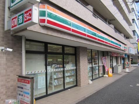 コンビニ　セブンイレブン杉並堀ノ内1丁目店（コンビニ）まで341m
