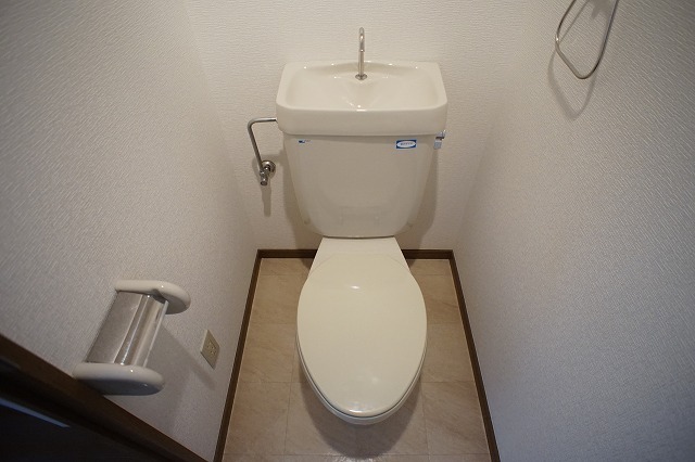 トイレ　別部屋写真