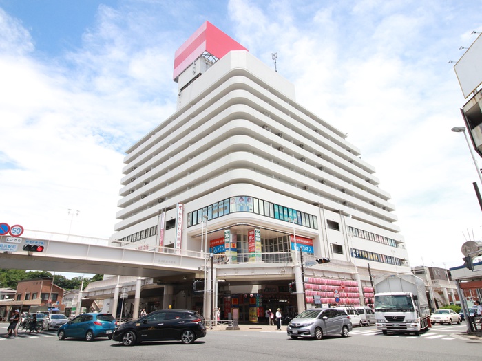 スーパー　京急ストア（スーパー）まで653m