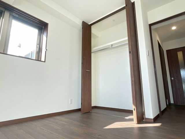 収納　ワイドなクローゼット