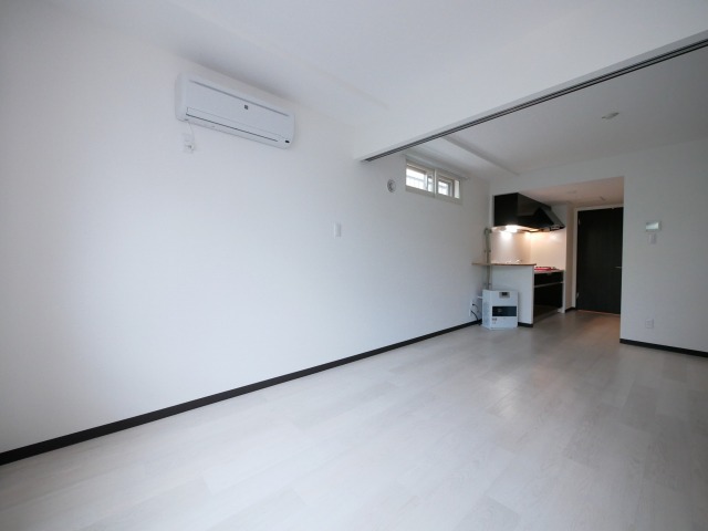 その他部屋・スペース　白基調の明るいお部屋です♪