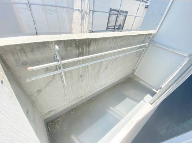 バルコニー　バルコニー