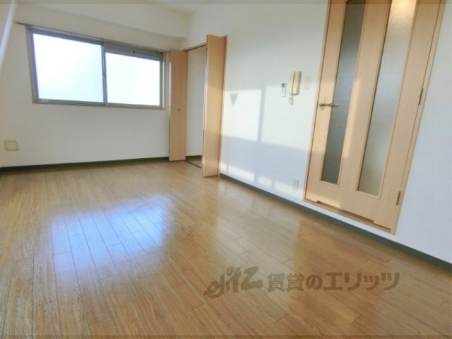 居室・リビング　居室