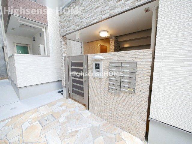 エントランス　建物の内部です