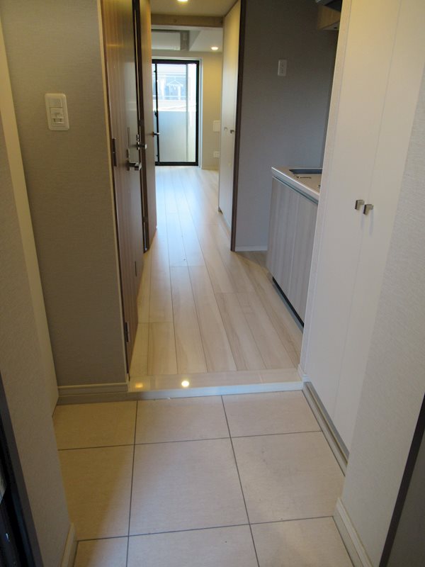 玄関　※参考写真