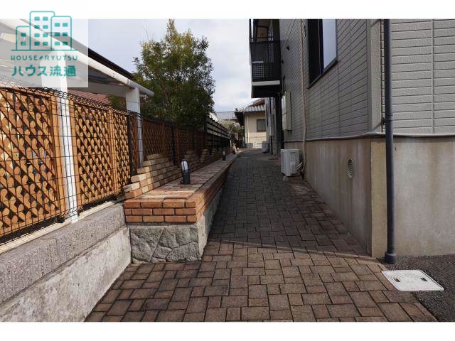 エントランス　エントランス部分