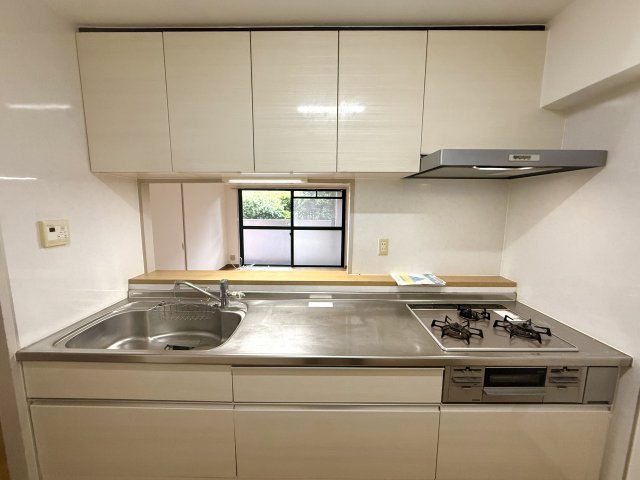 キッチン　3口ガスコンロ☆