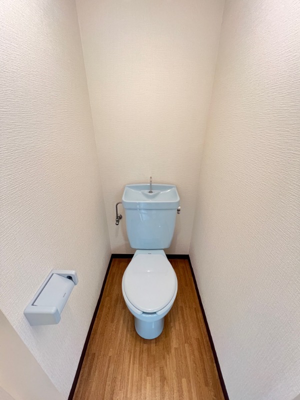 トイレ　※他部屋写真使用