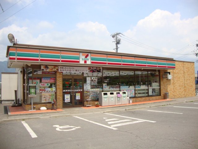 コンビニ　セブンイレブン上田御所店（コンビニ）まで683m
