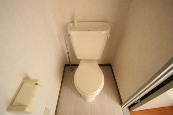 トイレ　※別部屋の写真です