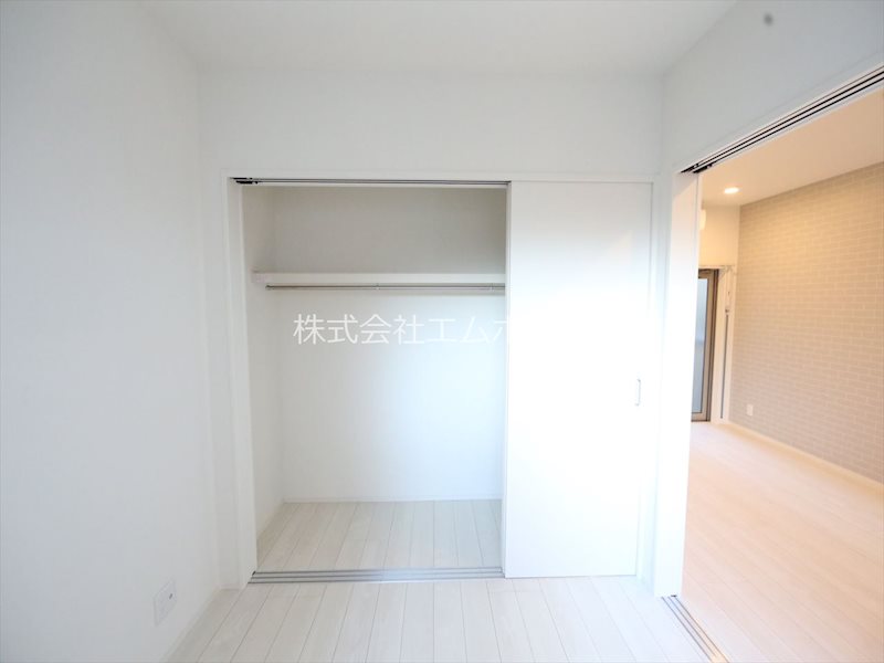 収納　クローゼット（収納充実してます）同型写真