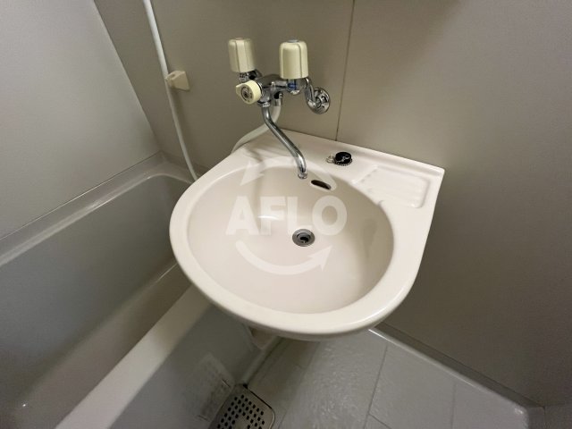 洗面設備　ノルデンハイム東三国　洗面台