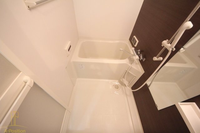 バス・シャワールーム　W.O.B.UMEDA（ウォブウメダ）