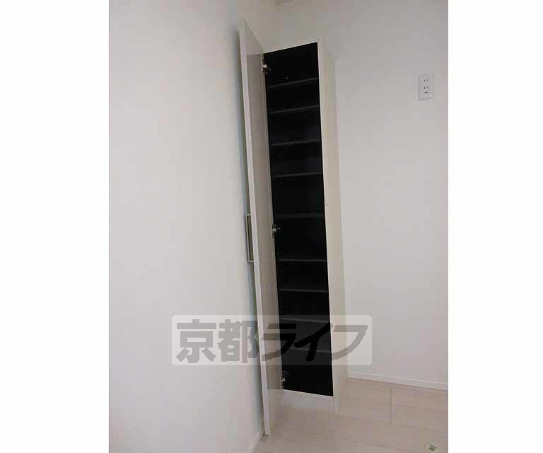 収納　靴箱です