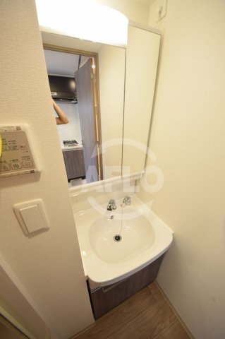 洗面設備　ララプレイス天王寺ルフレ　洗面化粧台