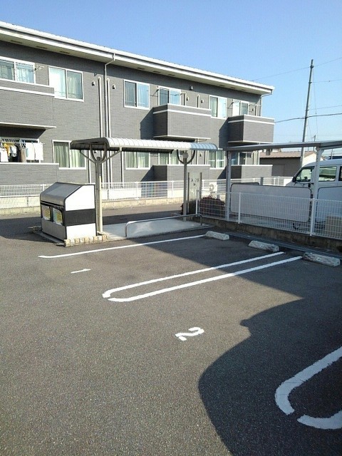 駐車場　駐車場