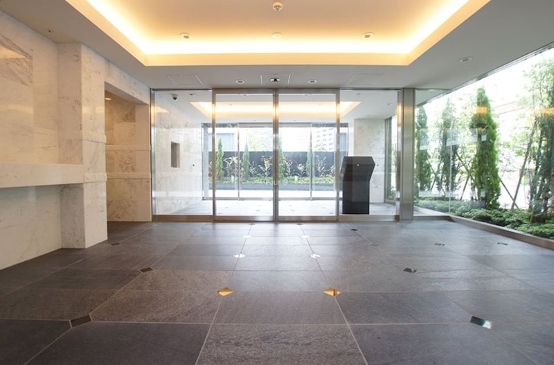 ロビー　★見学予約受付中★