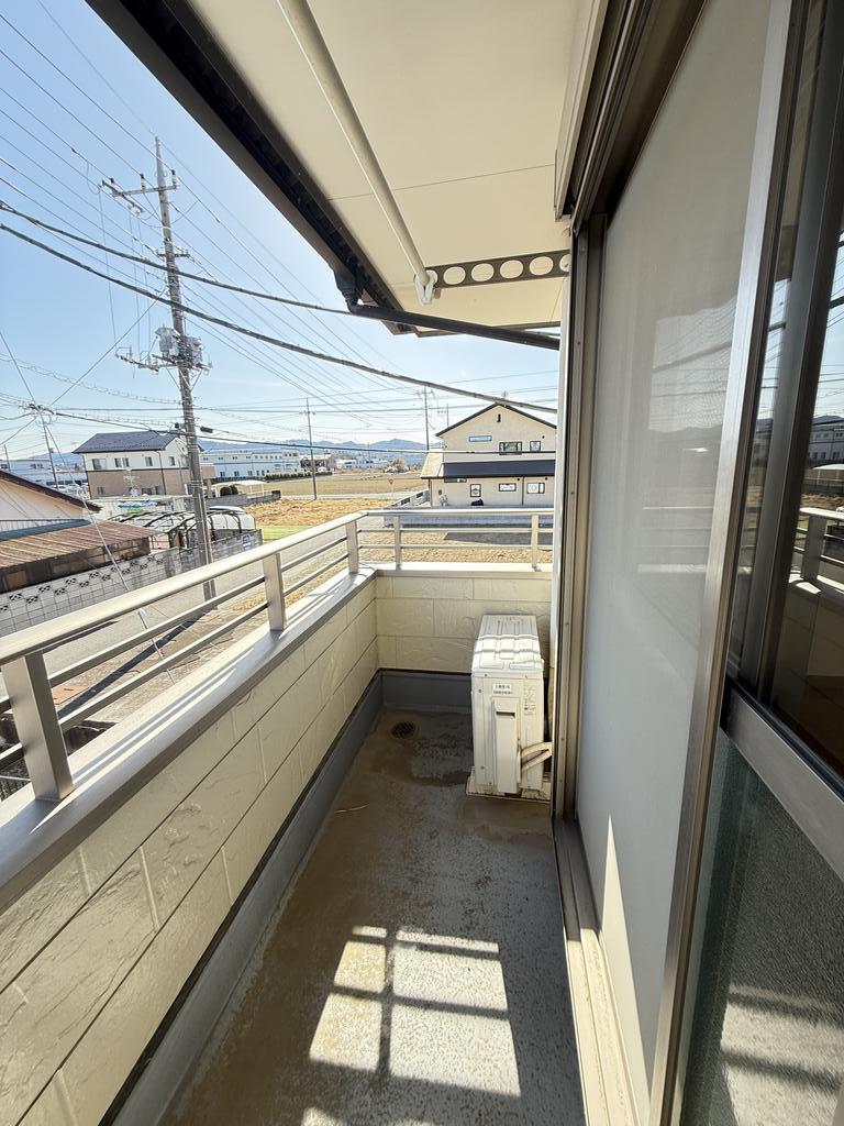 バルコニー　写真は201号室の物です。
