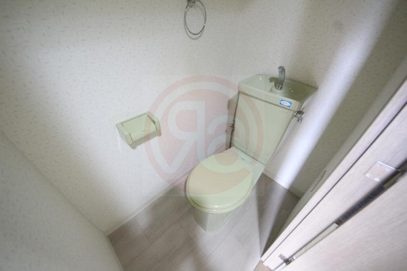 トイレ　トイレもきれいです