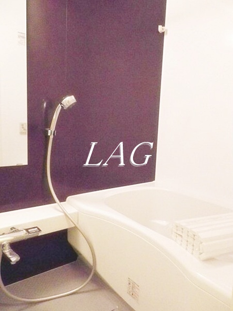 バス・シャワールーム　お風呂です。