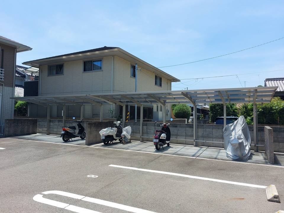 駐車場　駐輪場